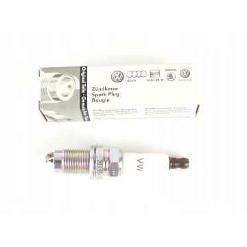 VW gyári gyújtógyertya 06K905601F